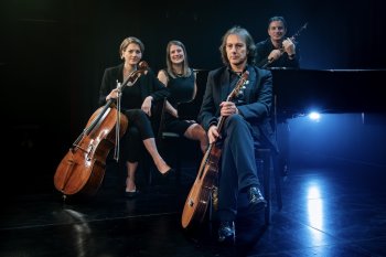 Pippo Pollina & Quartetto Acustico in Neumarkt