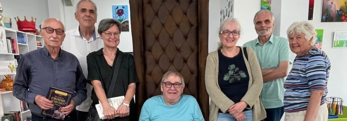 SeniorenLeseZirkel: Auftaktveranstaltung in Kolibris Leseecke