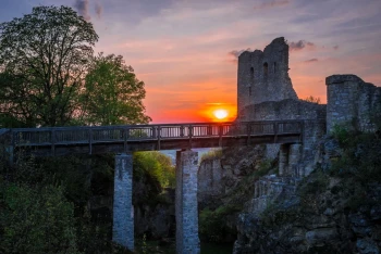 Zeitreise um die Burgruine Wolfstein